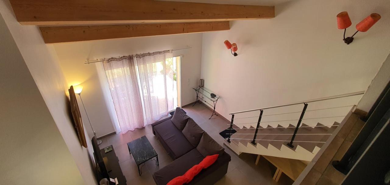 Villa Mylena Jouques Екстериор снимка